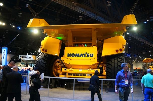 Komatsu AHV