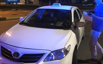 В аеропорту "Бориспіль" патрульні зупинили таксиста "під кайфом"