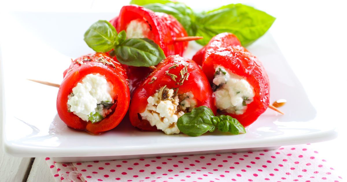 Солодкий перець, фарширований бринзою