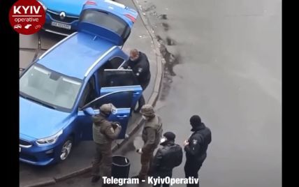 Замінування авто у Києві: поліція розповіла подробиці перевірки