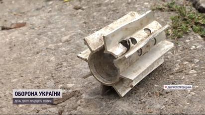 Враг пытается прорваться и лупит по инфраструктуре