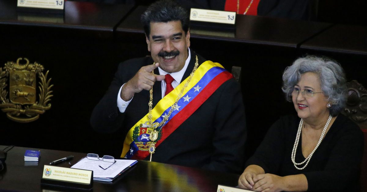 Мадуро предложил провести досрочные выборы парламента вместо президентских