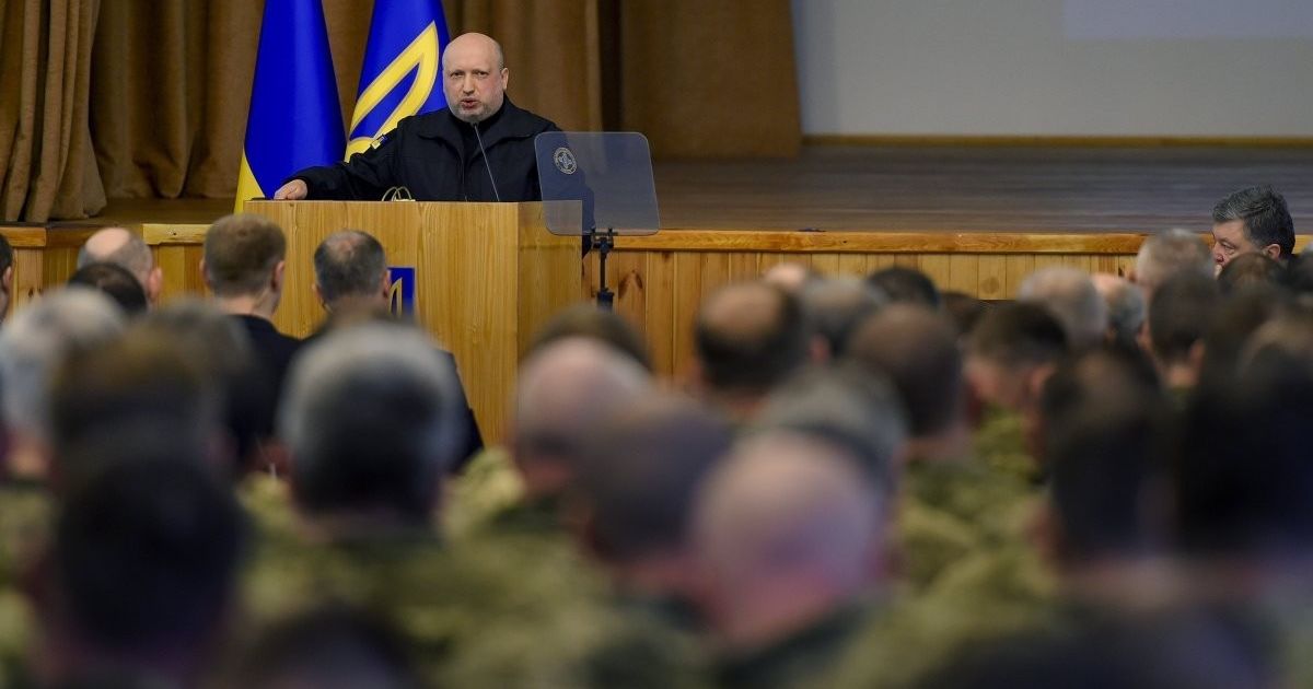 Турчинов заявив про перекриття шляхів до окупованого Донбасу силами поліції та Нацгвардії