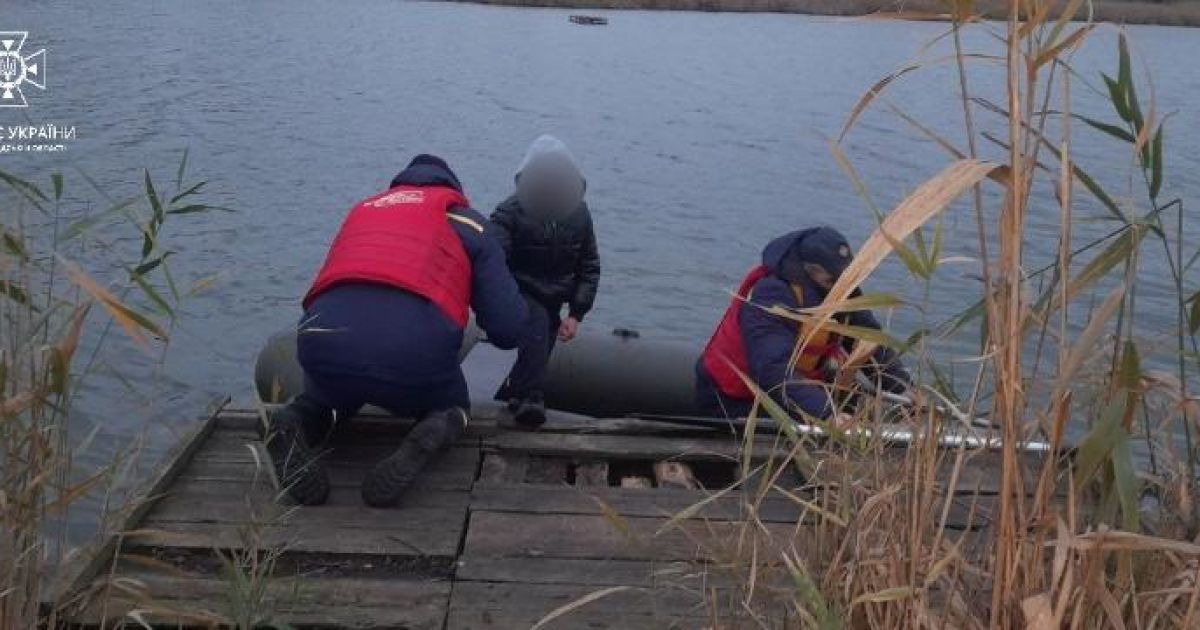 Порятунок хлопчика на воді