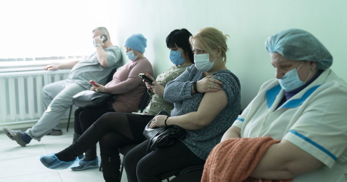 Вакцинация Уукраинцев: в областях заработают более 30 пунктов прививки от коронавируса