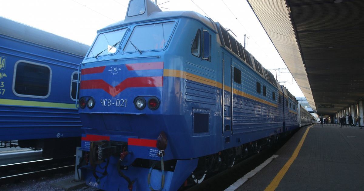 Лежал с ампутированной ногой: во Львовской области на железнодорожной станции нашли тело мужчины
