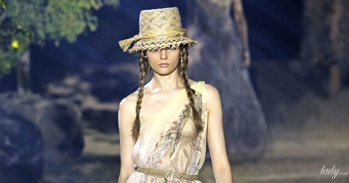 Коллекция Christian Dior прет-а-порте сезона весна-лето 2020