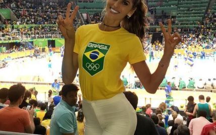Ярко и сексуально: бразильянка Изабель Гулар на закрытии Олимпийских игр