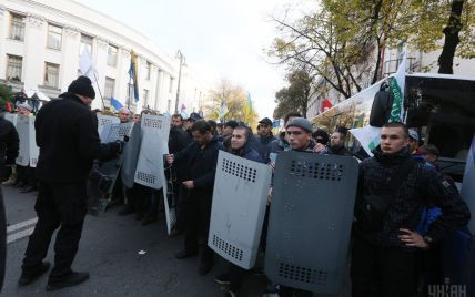 Во время митинга под Верховной Радой ограбили нацгвардейцев - Князев