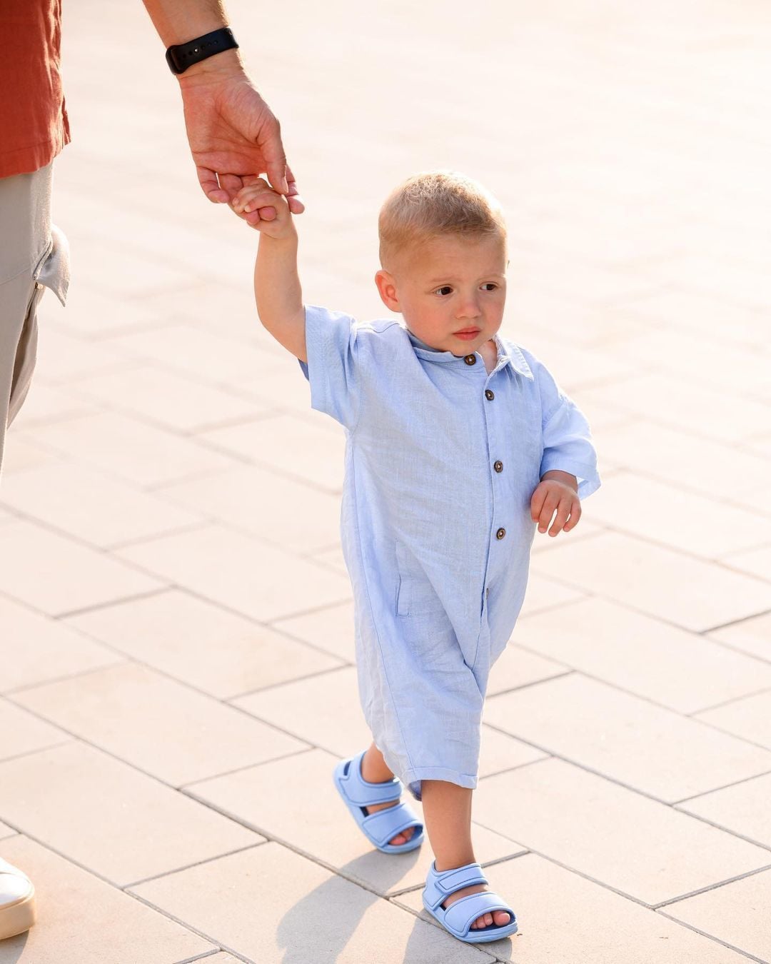 Тимур Мирошниченко с приемным сыном / © instagram.com/timur.miroshnychenko