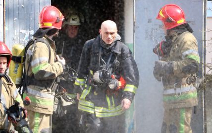 В Черниговской области на заправке произошел пожар, а затем взрыв