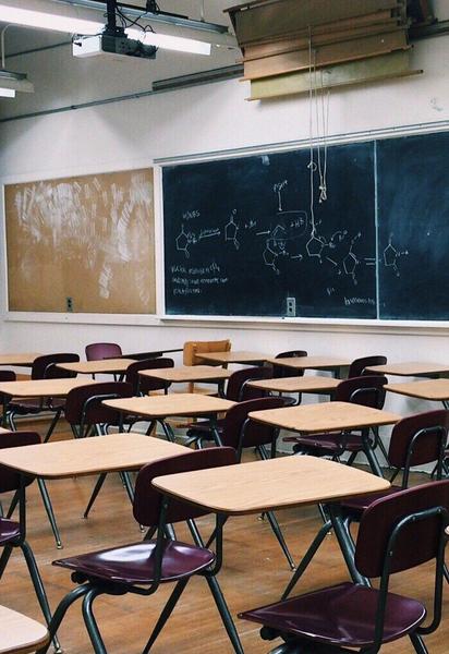 У Львівській області відновлюють навчання у школах: деталі