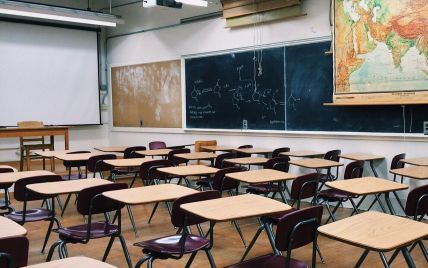У Полтаві 8-класниці влаштували у школі "дідівщину" і гноблять молодших учнів