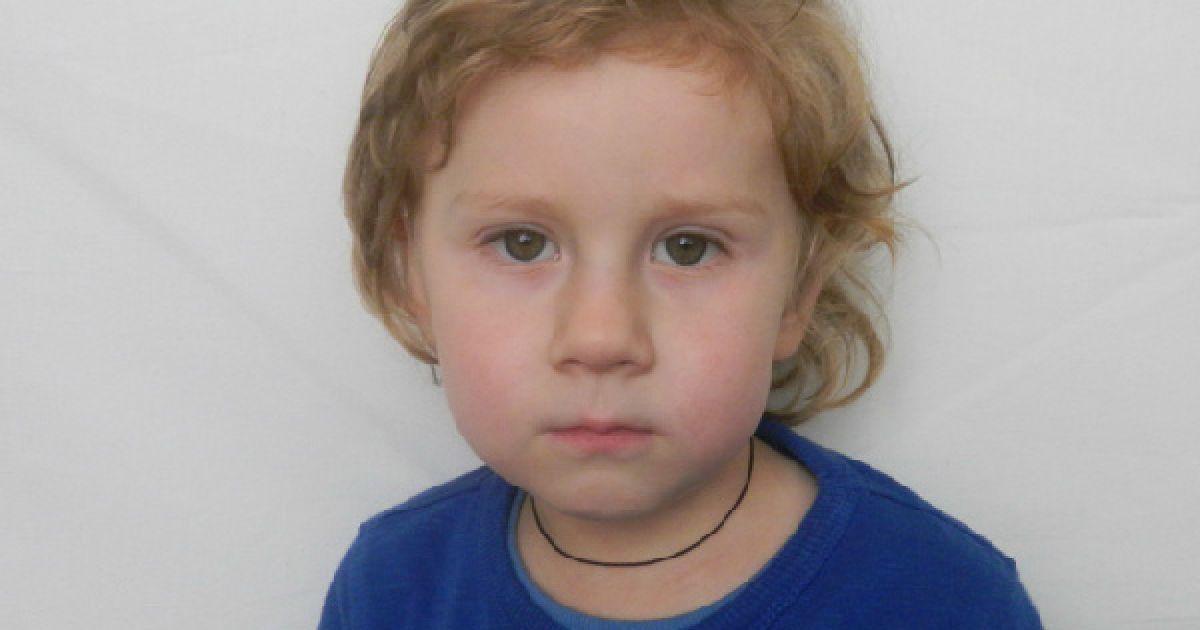 Осуществите мечту 4-летнего Артемия - услышать мир