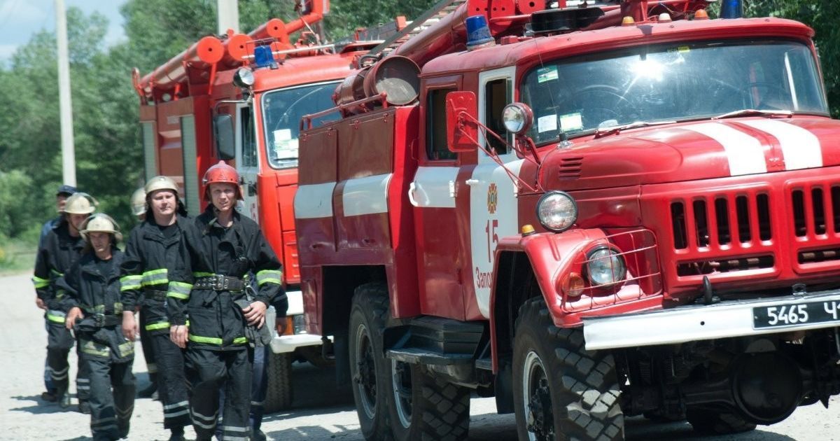 У Кривому Розі в одній зі шкіл спалахнула пожежа