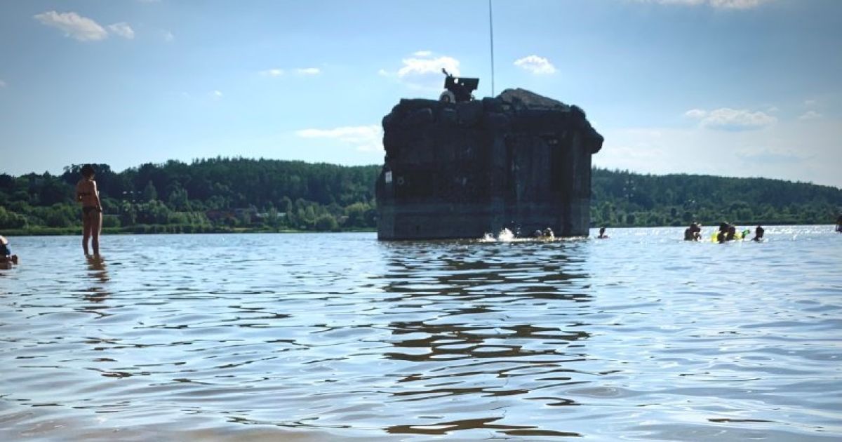 Озеро в Ходосовке/Фото: pomandrui.com.ua