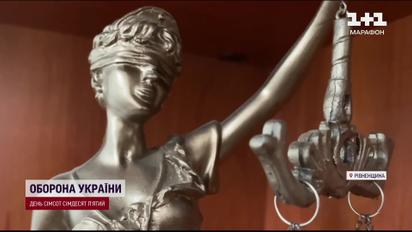 Замість ув'язнення прочитання книжки і екзамен судді! Незвичний вирок за крадіжку на Рівненщині