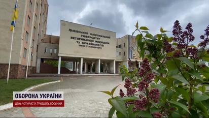 А дипломы фальшивые - главу кафедры права на Львовщине подозревают в мошенничестве