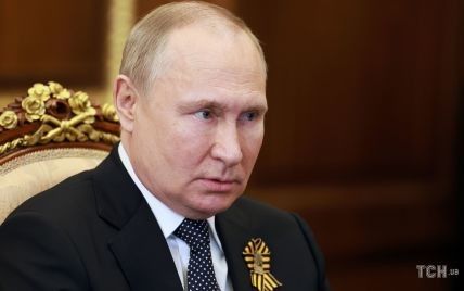 Боится даже собственной тени: топ-5 странных привычек Путина