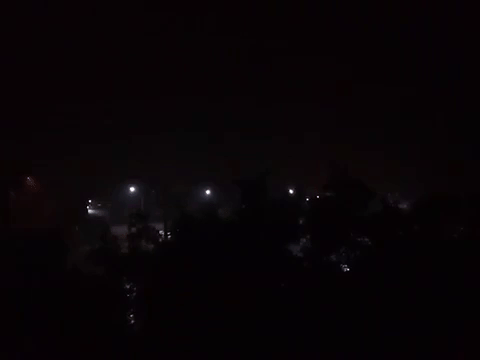 Мерехтлива ніч: українці діляться відео потужної грози з яскравими блискавками