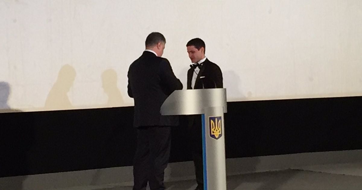 Ахтем Сеітаблаєв отримав орден від президента за фільм "Кіборги"