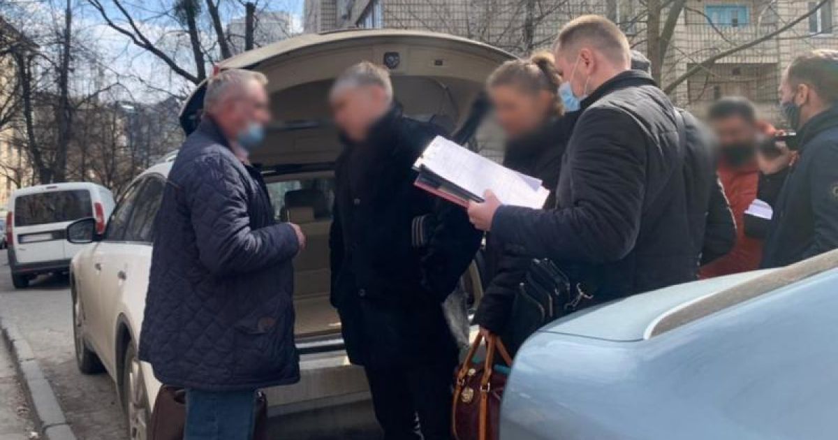 Брата Волка уволили из разведки.