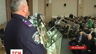 У Хмельницькому люди вибирали міліціонерів