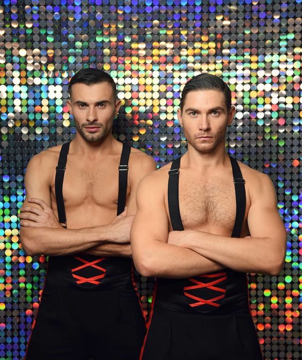 Александр Прохоров (слева) и Владимир Остапчук на "Танцах со звездами" / © instagram.com/sasha_prohor