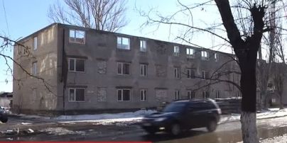 В Славянске чиновники за три года не удосужились обустроить общежития для переселенцев за деньги ЕС