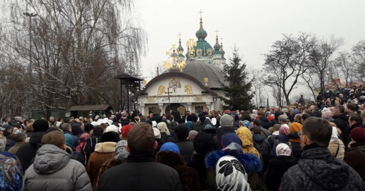 Активісти вимагаюить знести каплицю УПЦ МП