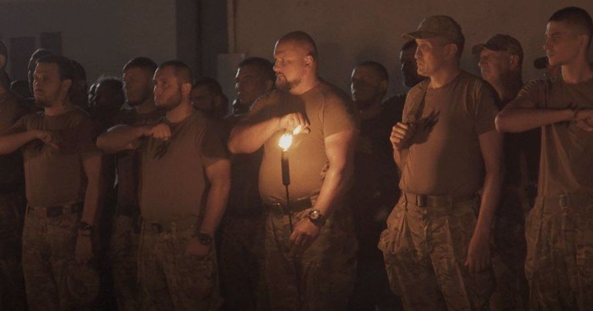 В Запорожье прощаются с 29-летним бойцом "Азова", который вступился за девушек