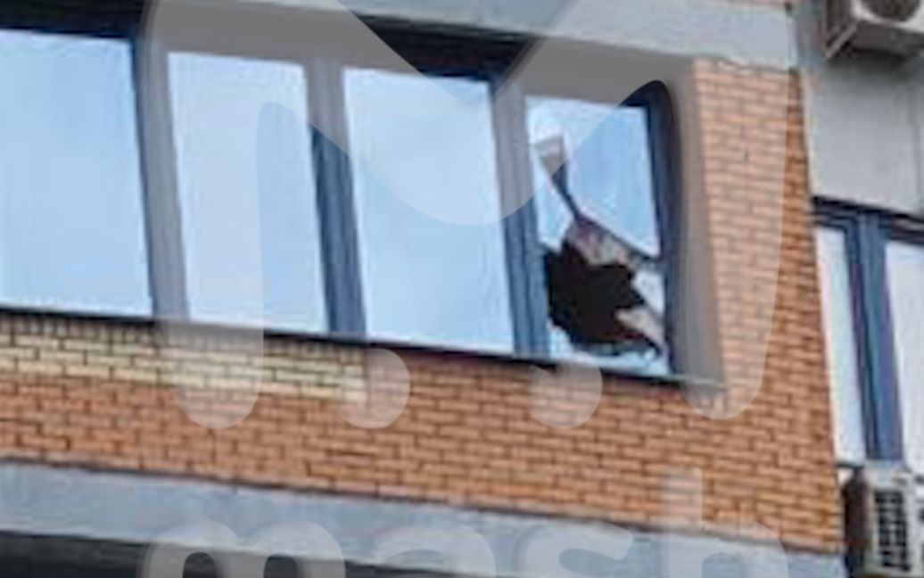 Пошкоджений внаслідок атаки будинок у Москві / Фото з російських Телеграм-каналів / © 