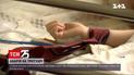 У Самборі легковик збив цілу родину на тротуарі | Новини України