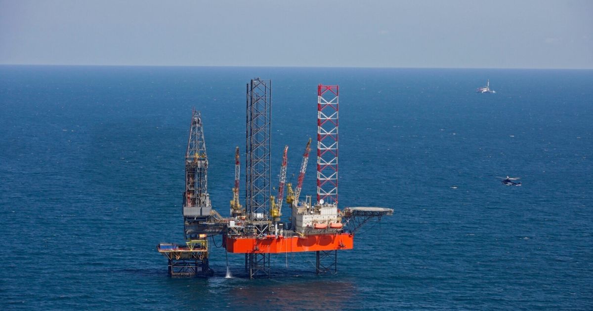 Бурова платформа “Петро Годовалець”