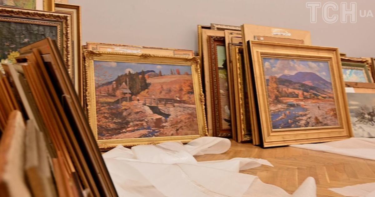 Вилучені картини