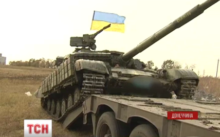 Под Мариуполь отвели первые восемь украинских танков