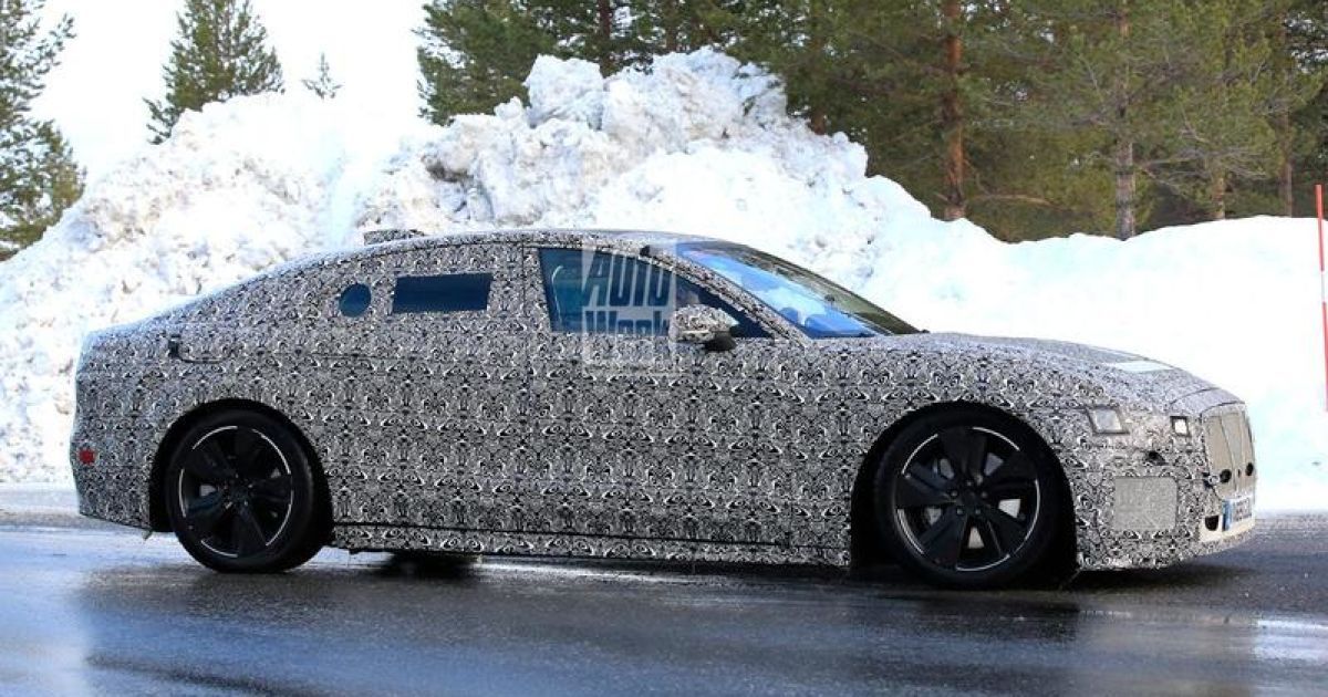 Jaguar XJ_3 / © AutoWeek.nl