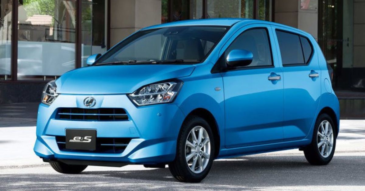 Daihatsu вывела на рынок новое поколение Mira e:S