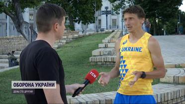 Киянин щодня бігав 42 кілометри і збирав гроші для військових