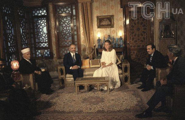 Король Иордании Хусейн и Лиза Халаби / © Associated Press