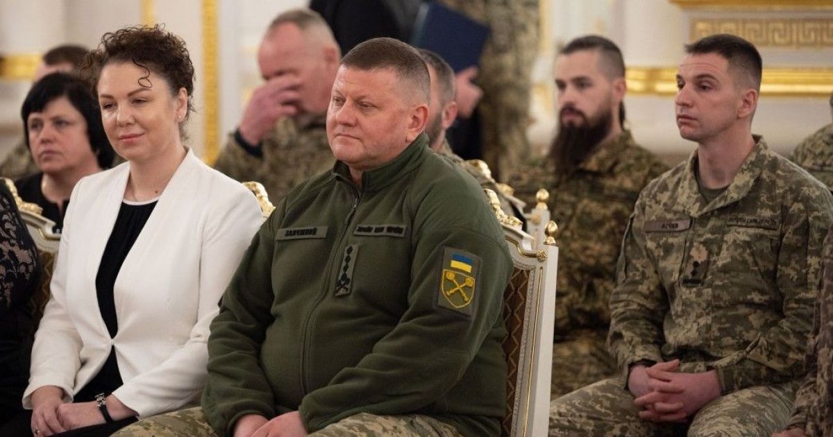 Валерий Залужный с женой