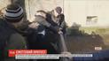 АТОшники бросили в мусорник врача, который затягивает рассмотрение их дел с инвалидности
