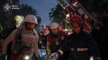 Рятувальна операція у Києві_4 / © ДСНС