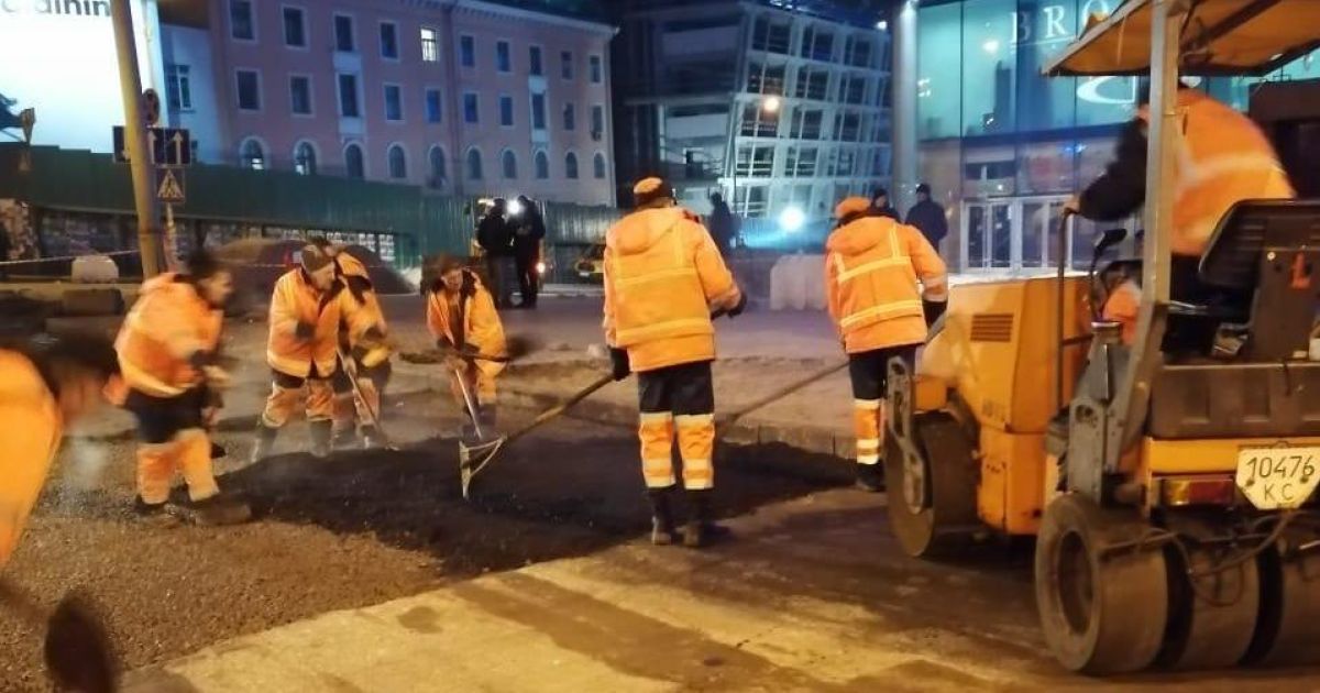 Прорыв теплотрассы возле Ocean Plaza: в КГГА отчитались об окончании ремонта и восстановлении движения