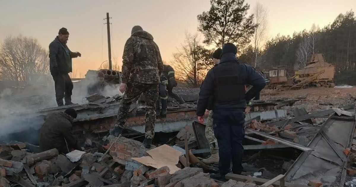 Атака Чернігівщини ворожими літаками: стало відомо, куди влучили ракети та які наслідки