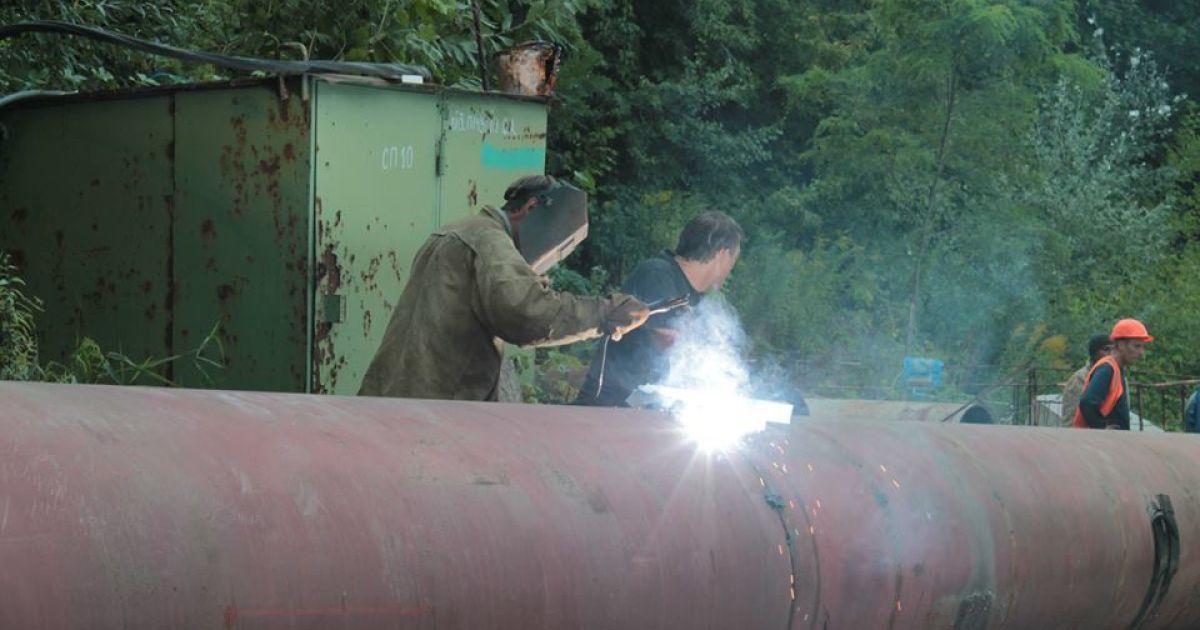 В Киеве продолжается ремонт коллектора / © Киевводоканал