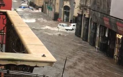 Італійський острів Сицилія через зливи опинився частково під водою: є загиблі