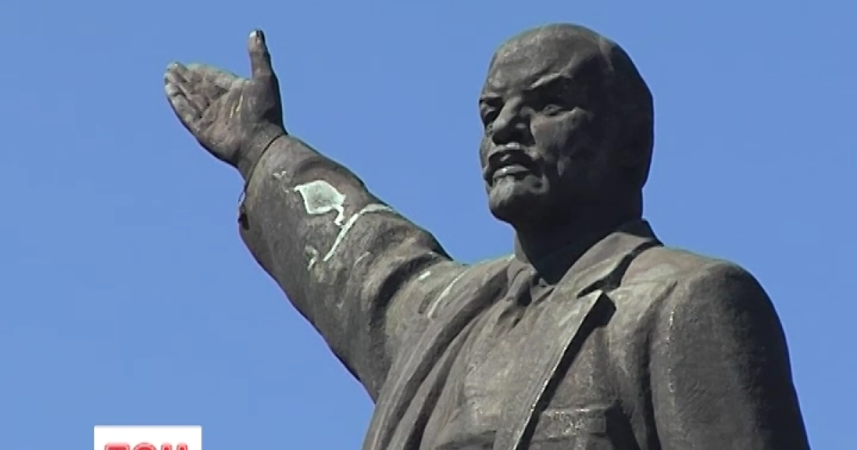 Украина взяла курс на очищение от коммунистического прошлого