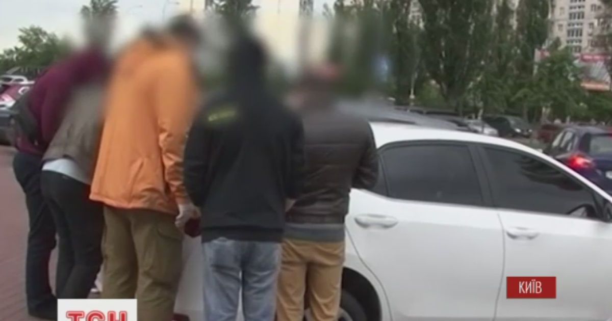Київські правоохоронці викрили шахрайську схему з обміном валюти