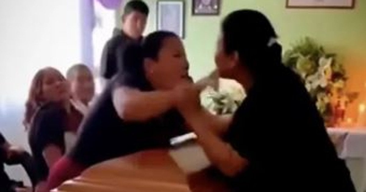 Бійка на похороні